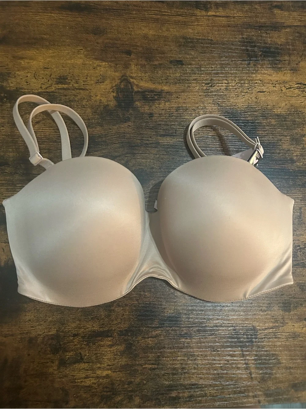 Victoria's Secret Nude body by Victoria strapless bra